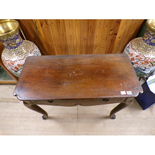 1913 - 19c MAHOGANY SINGLE DRAWER SIDE TABLE WITH SCROLLING LEGS