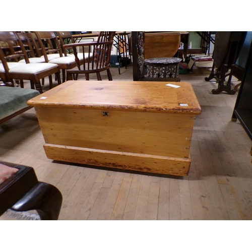 1924 - VICTORIAN STRIPPED PINE TRUNK, 90cms W