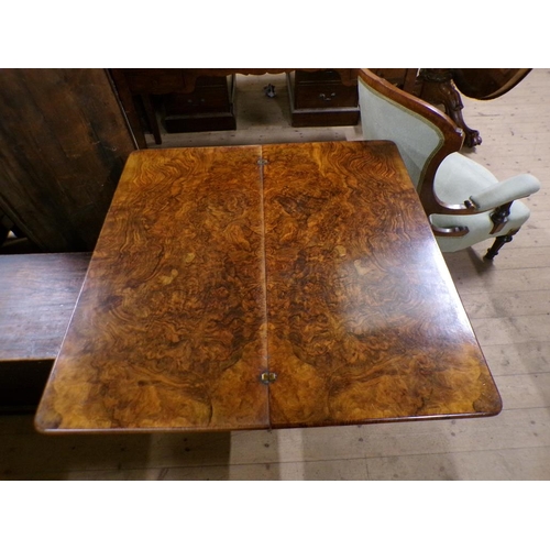 1946 - VICTORIAN BURR WALNUT FOLDING TEA TABLE, 92CM W