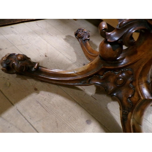 1946 - VICTORIAN BURR WALNUT FOLDING TEA TABLE, 92CM W