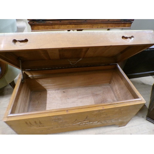 1948 - ORIENTAL CAMPHER WOOD TRUNK