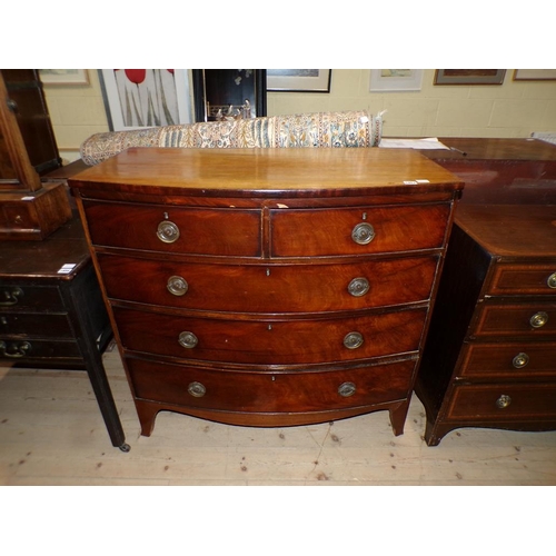 1957 - GEORGIAN BOW FRONTED CHEST OF TWO SHORT AND THREE LONG DRAWERS, 105CM W