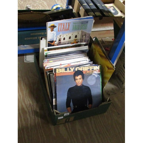 250 - BOX OF MIXED RECORDS