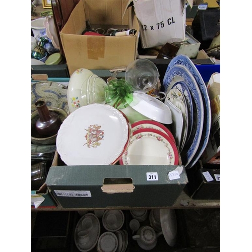 311 - BOX OF MIXED CERAMICS AND GLASSWARE TO INCL B&W PLATTERS