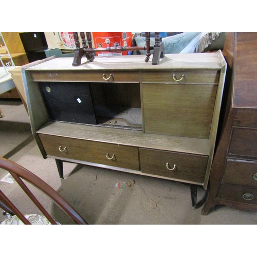 562 - 1970'S SIDEBOARD