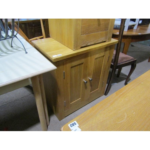 572 - MODERN OAK TWO DOOR CUPBOARD