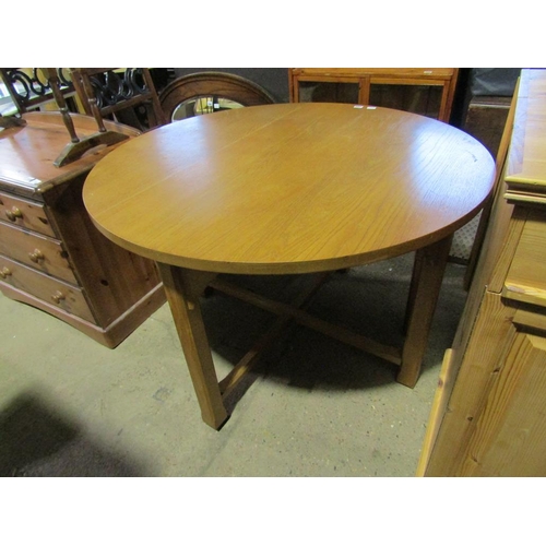 780 - MODERN OAK CIRCULAR DINING TABLE