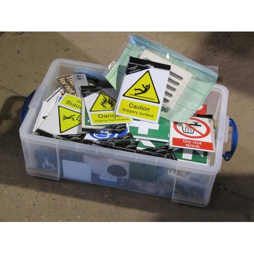 781 - BOX OF FIRST AID AND OTHER SIGNS, DOOR HINGES ETC