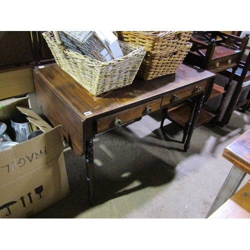 811 - VICTORIAN WALNUT SOFA TABLE