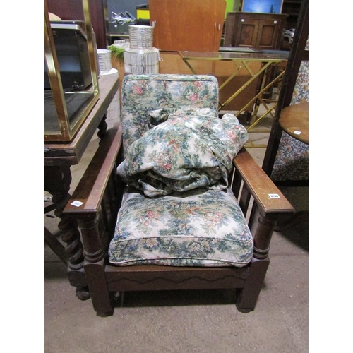 850 - 1930'S OAK RECLINING ARMCHAIR 67 w x 89 d cms