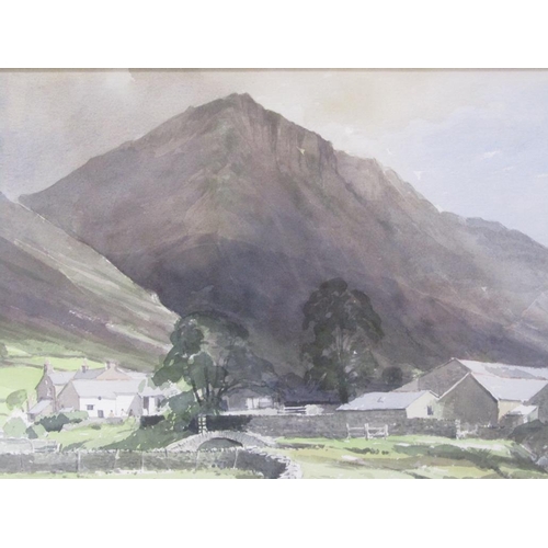 1275 - ALWYN CRAWSHAW - HOMESTEAD IN THE HIGHLANDS, SIGNED WATERCOLOUR, F/G, 35CM X 52CM