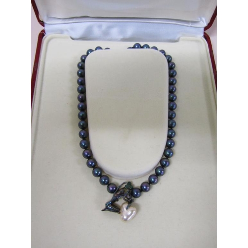 1631 - MAJORICA CULTURED PEARL NECKLACE WITH STONE SET PENDANT