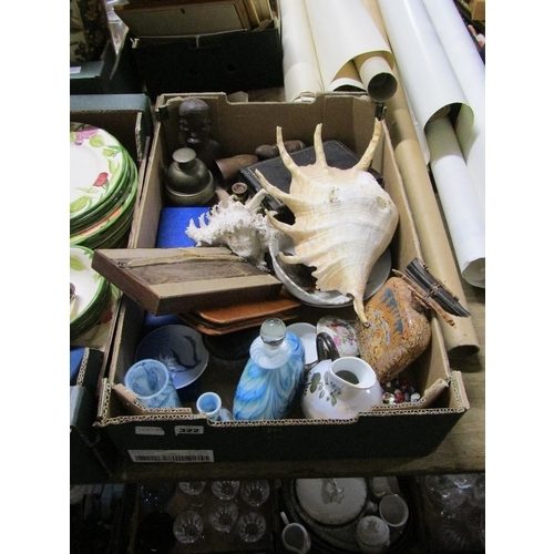 322 - BOX OF MISC TO INCL MIXED GLASS, CHINA, SHELL ETC