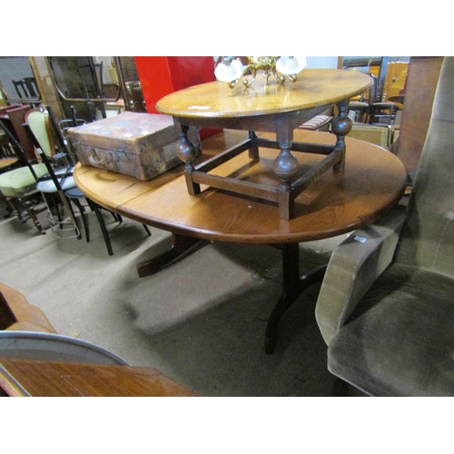 658 - G PLAN TEAK EXTENDING DINING TABLE