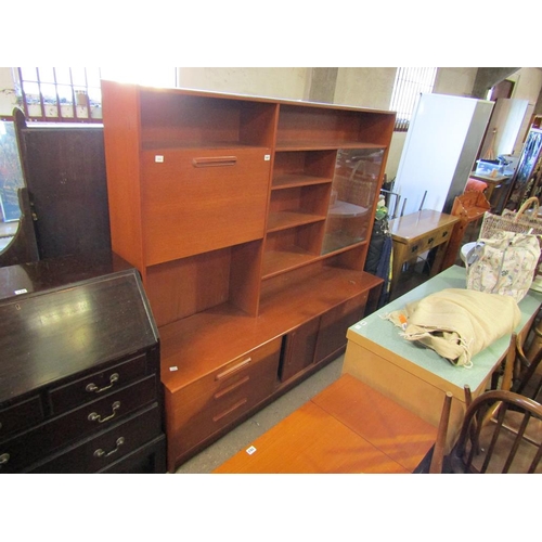 747 - TEAK WALL UNIT