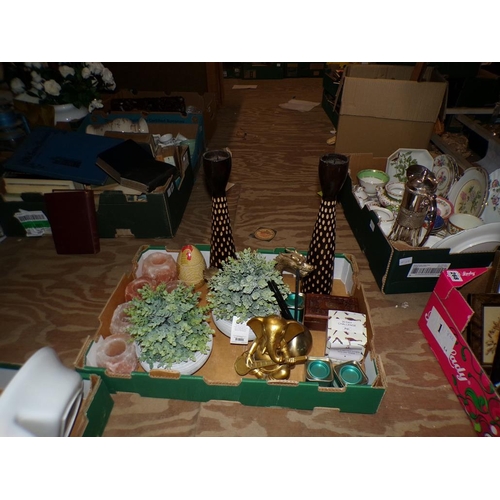 294 - BOX TO INCL CANDLES AND CANDLE HOLDERS, IMITATION PLANTS