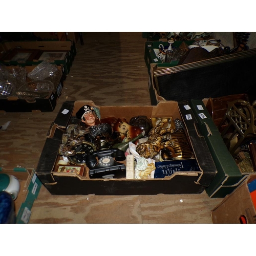 307 - BOX TO INCL ANIMAL FIGURES, CLOCKS, LINEN ETC