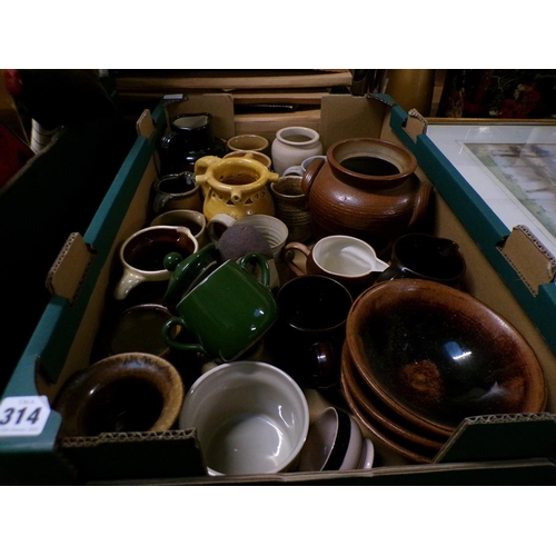 314 - BOX OF STONEWARE, POTTERY JUGS, CUPS