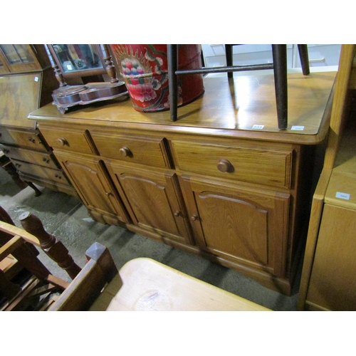 833 - OAK SIDEBOARD