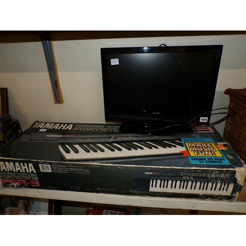 459 - YAMAHA KEYBOARD; TV