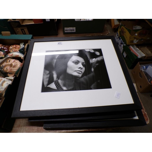 477 - FRAMED B&W PHOTOGRAPHIC FILM STAR PRINTS