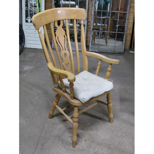 919 - BEECH WINDSOR TYPE ARMCHAIR