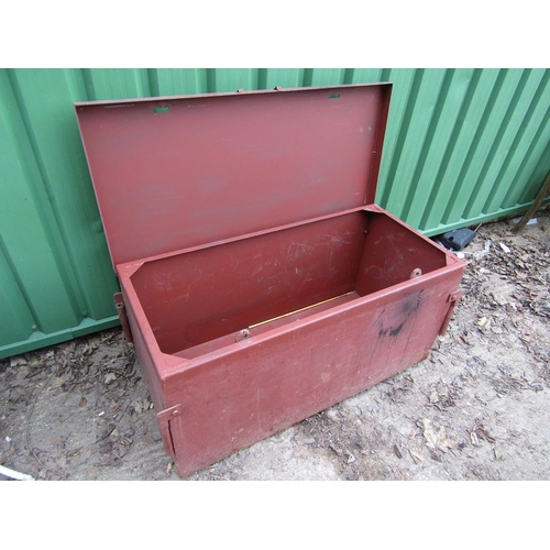 962 - METAL STORAGE BOX