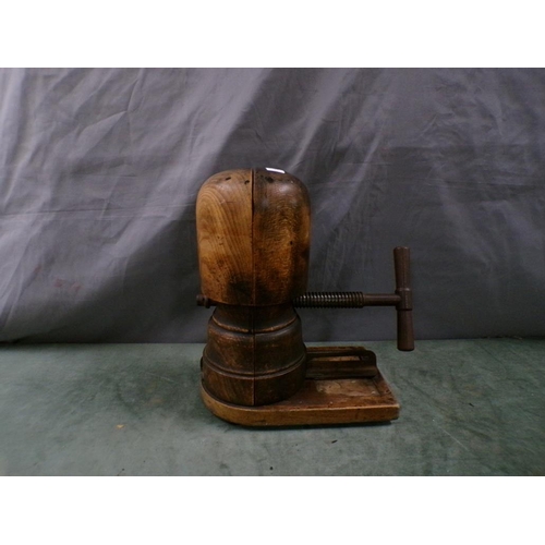 1370 - LATE 19/EARLY 20c WOOD AND STEEL HAT STRETCHER - 31cms H