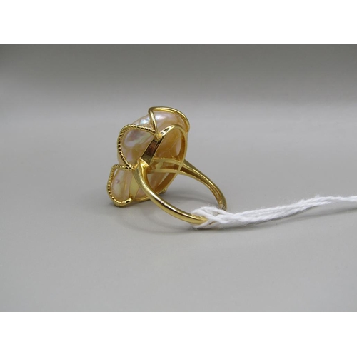 1622 - SILVER GILT BAROQUE PEARL RING - SIZE P