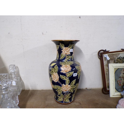 42 - ORIENTAL BALUSTER VASE