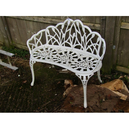 1051 - METAL GARDEN BENCH