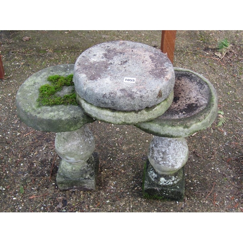 1055 - CONCRETE GARDEN PEDESTALS AND STANDS