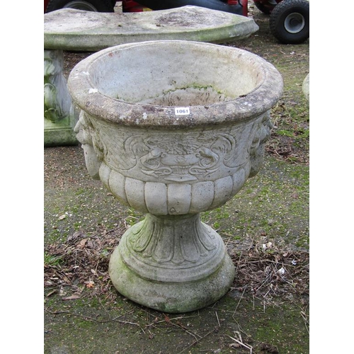 1061 - GARDEN URN