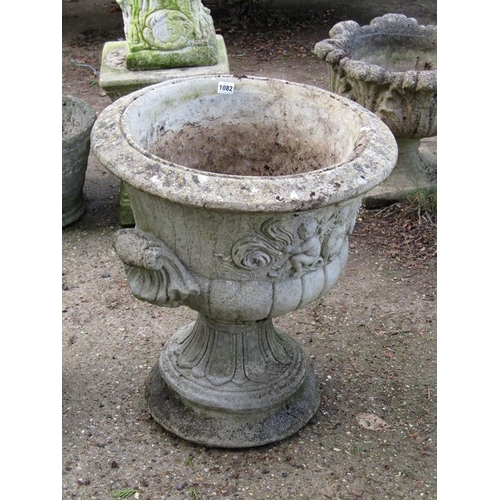 1082 - GARDEN URN ON STAND