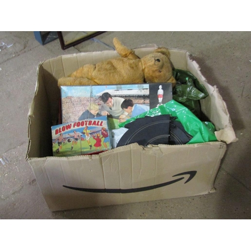 984 - BOX OF VINTAGE TOYS, TEDDY BEAR ETC.