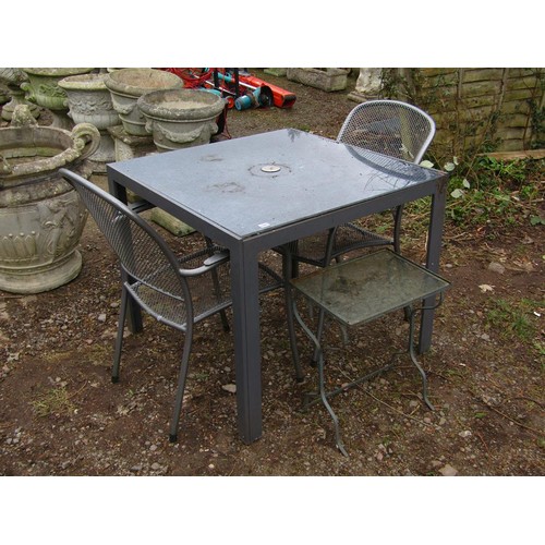 1091 - GARDEN TABLE AND TWO CHAIRS