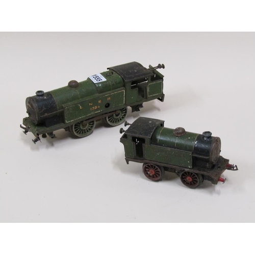 1555 - TWO O GAUGE LNER WIND UP TRAINS