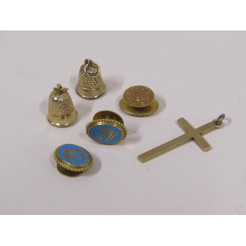 1613 - THREE GOLD BUTTONS, TWO 9ct GOLD CHARM BELLS AND A 9ct GOLD CRUCIFIX, 5.3g TOTAL