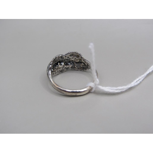 1638 - SILVER HANDMADE FEATHER RING SIZE N