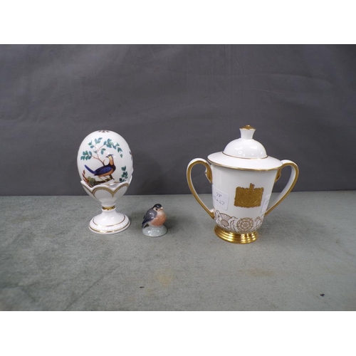 1812 - MINTONS TWO HANDLED CUP AND COVER, COPENHAGEN BIRD, EGG CUP, 16CM H