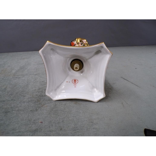 1825 - CROWN DERBY IMARI CANDLESTICK, 27CM H