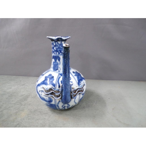 1902 - ORIENTAL BLUE AND WHITE POT 20cms H