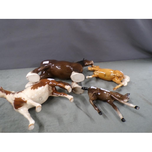 1911 - FOUR BESWICK HORSES TO INC. PINTO PONY, LARGEST 20cms - SOME A/F