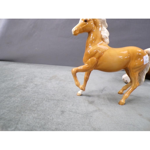 1911 - FOUR BESWICK HORSES TO INC. PINTO PONY, LARGEST 20cms - SOME A/F