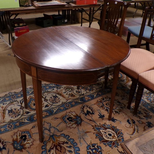 1949 - LATE GEORGIAN MAHOGANY CIRCULAR FOLD OVER TEA TABLE 91cms W