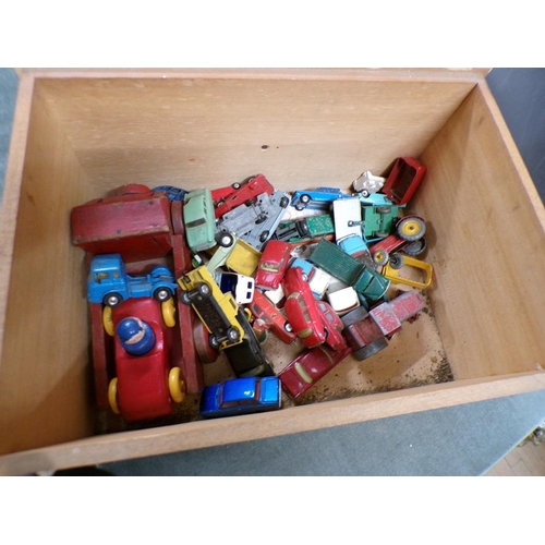 1351 - COLLECTION OF DIECAST VEHICLES TO INCL BOXED TURNTABLE FIRE ESCAPE