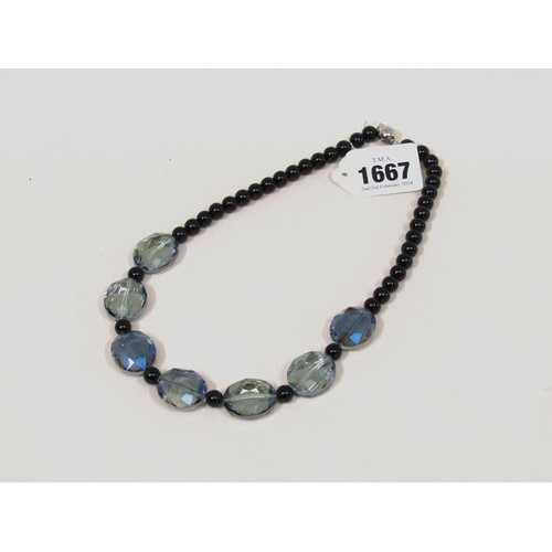 1667 - MAGNETIC STONE SET CRYSTAL NECKLACE