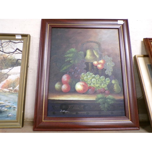 154 - FRAMED WATERCOLOURS AND OILS