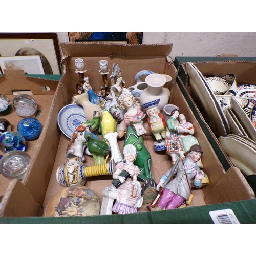 196 - BOX OF MIXED CERAMICS AND PORCELAIN TO INCL FIGURINES