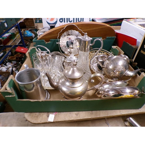 247 - BOX OF SILVER PLATE TO INCL CLARET JUG